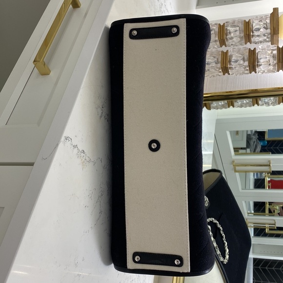 Never used CHANEL large wool felt shopping tote in black and white. - Picture 7 of 14